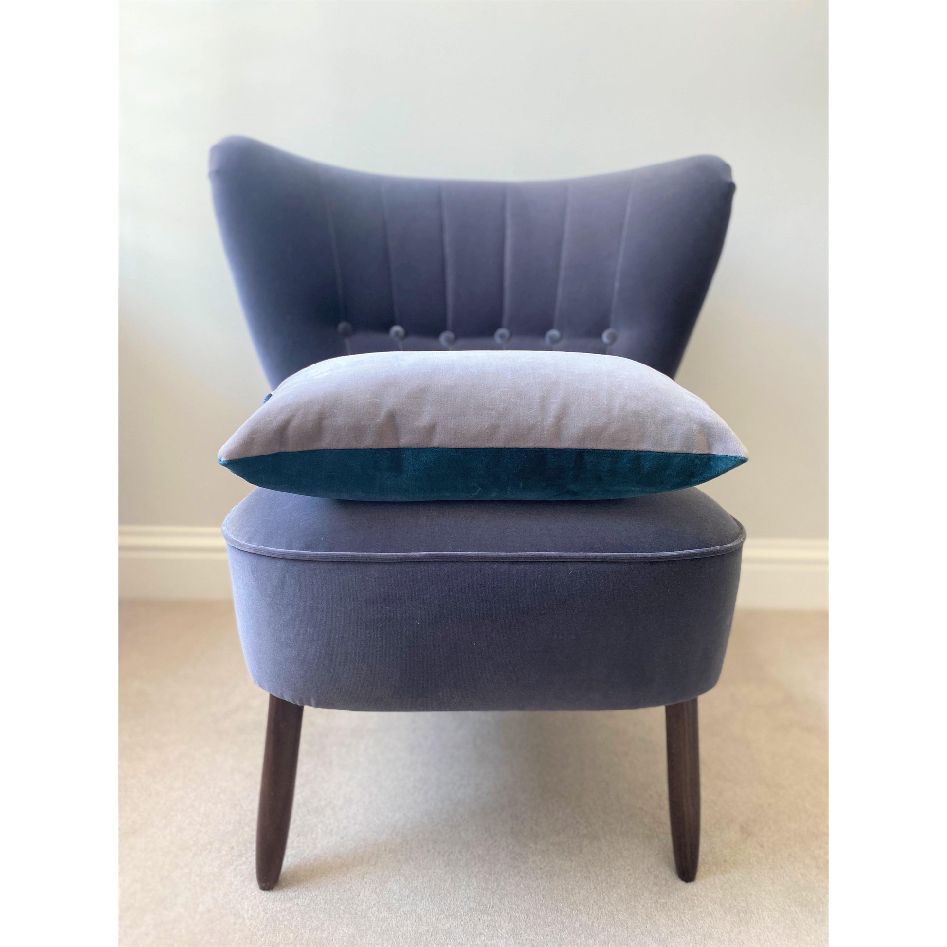 silver velvet cushion with teal luxe 39